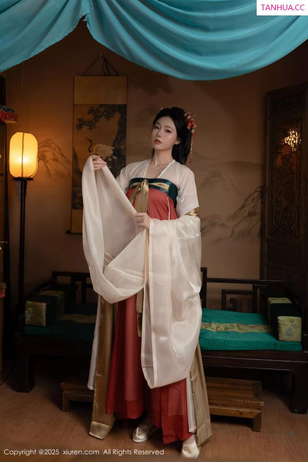   [XiuRen]高清写真图 2025.04.29 No.10223 陆萱萱 性感古装第28张图片